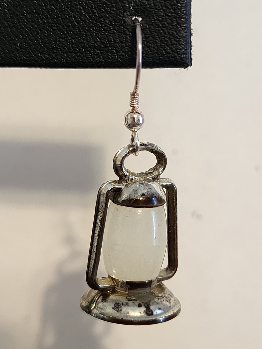 Vintage Style Lantern Drop Earrings Silver Tone Cream Dangle Novelty - Picture 8 of 9